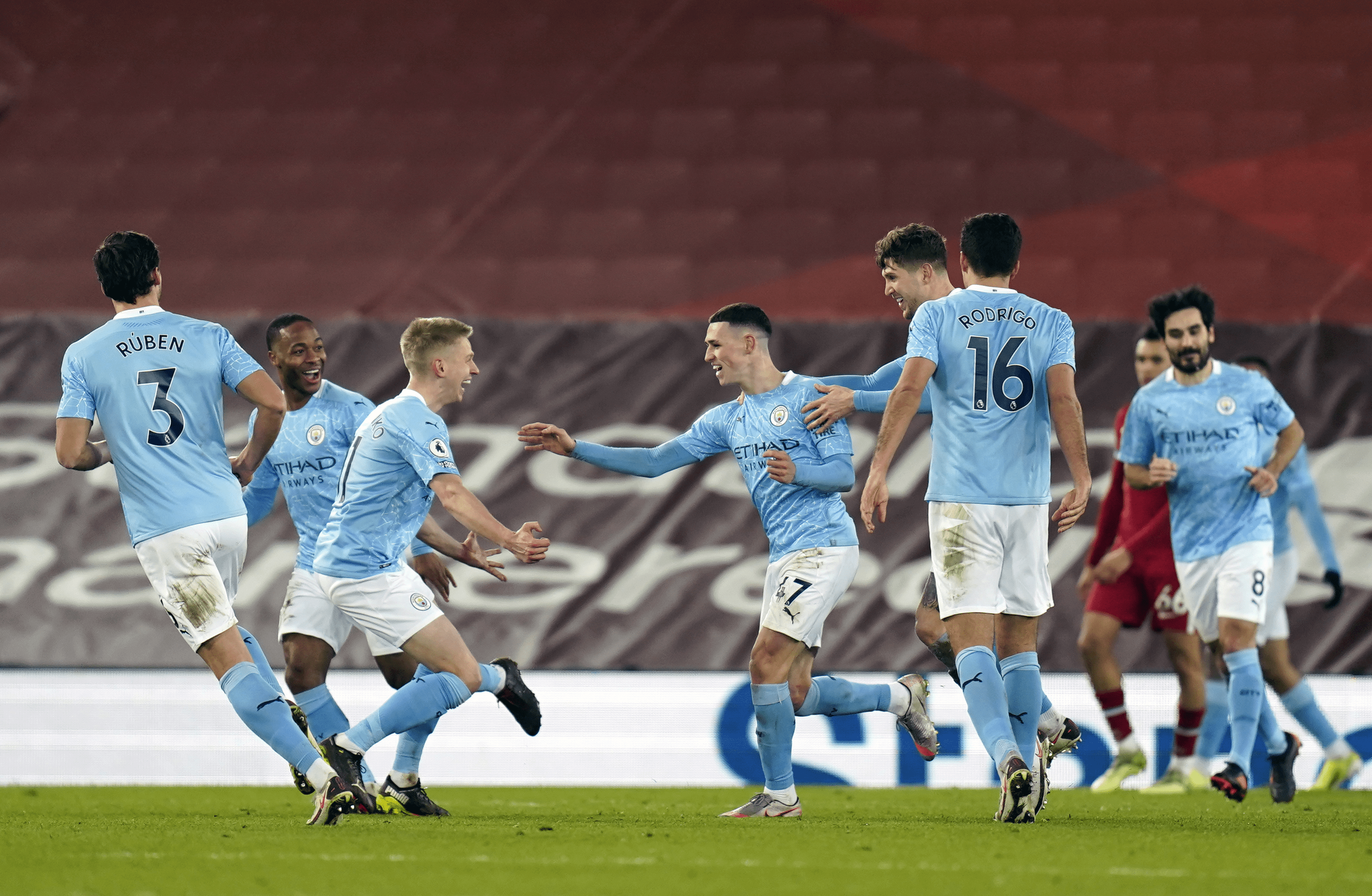 爱游戏体育-集结日托特纳姆调整名单以备足总杯；更衣室发声环节打磨；底气十足；球队文化再被提及