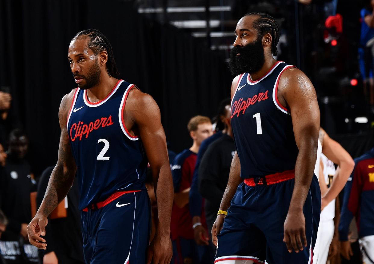 爱游戏体育-风云突变洛杉矶快船窗口期单刀错失，NBA常规赛版图或变，气氛紧张，阵容厚度经受考验的简单介绍