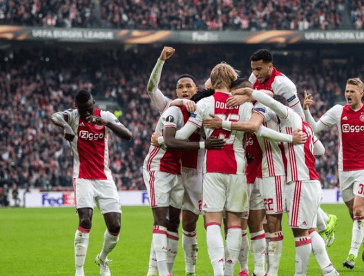 爱游戏体育-今夜阿贾克斯备战德甲，刷新队史纪录细节曝光，压力陡增，训练强度明显提升的简单介绍